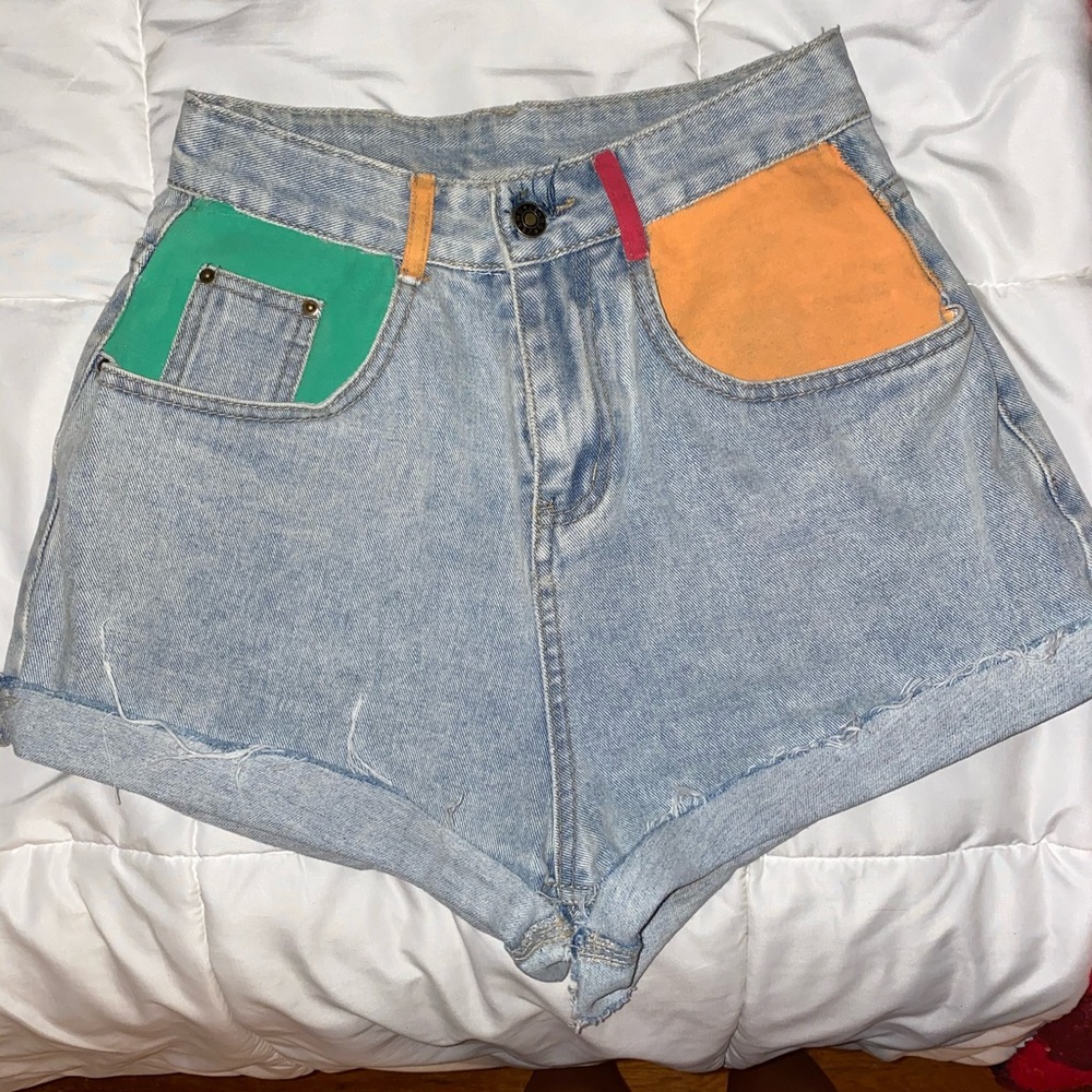 PAINTED JEAN SHORTS ;)